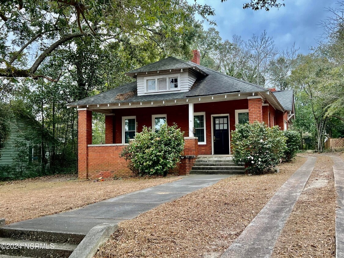 109 Bauersfeld St, Hamlet, NC 28345 House Rental in Hamlet, NC