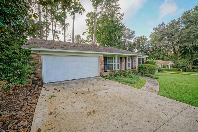 Building Photo - 3005 Tipperary Dr