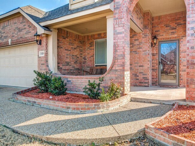 Building Photo - 5309 Smokey Ridge Dr