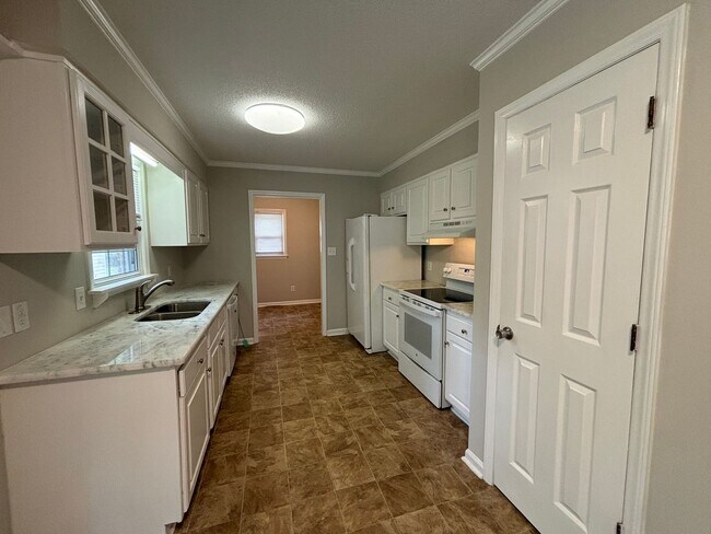 Foto del edificio - 405 Shelley Pl