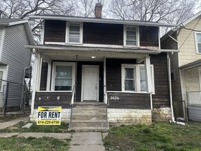 Building Photo - 2676 Sullivant Ave