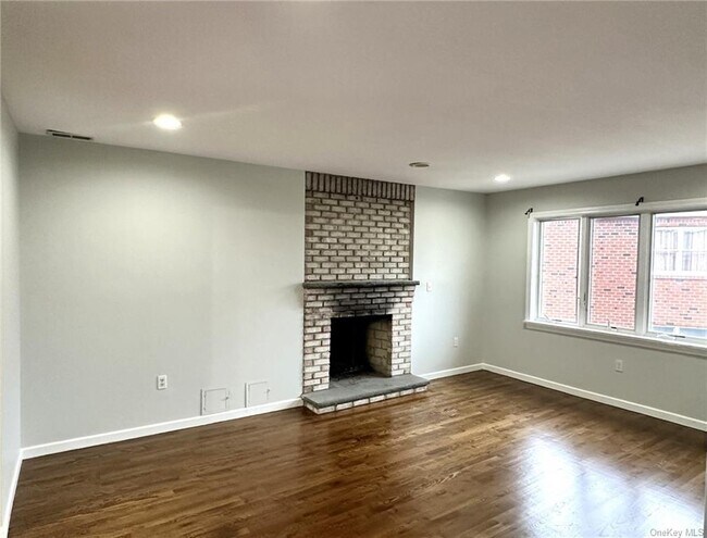 Building Photo - 88 Veltri Ln