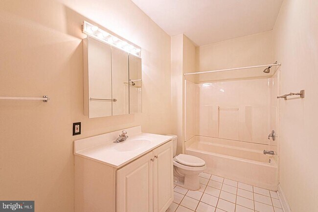Foto del edificio - 415 S 19th St