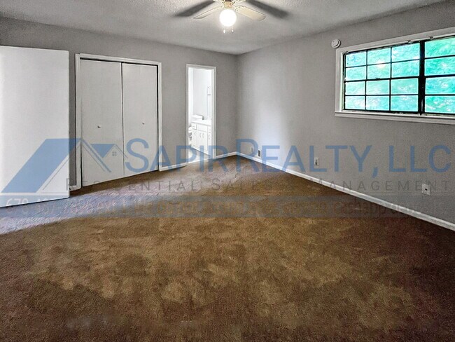 Foto del edificio - 6354 Shannon Pkwy
