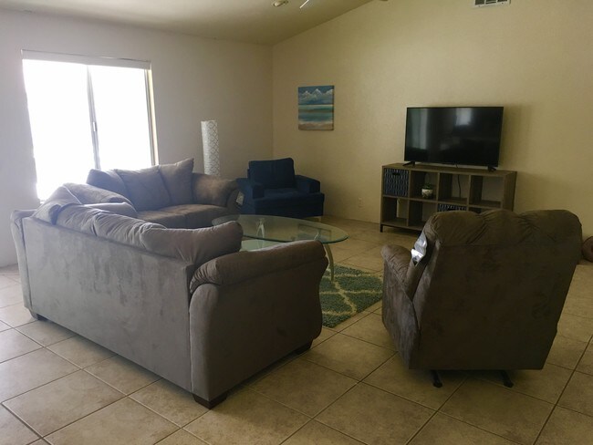 Foto del edificio - 68305 Encinitas Rd
