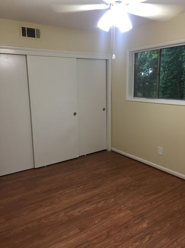 4319 Americana Dr Unit 103, Annandale, VA 22003 Condo for Rent in