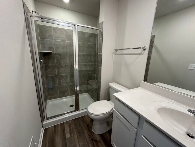 Foto del edificio - 318 Mineral Springs Rd