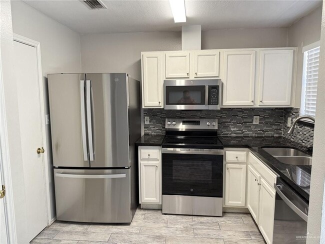 Building Photo - 4007 Santa Fabiola St