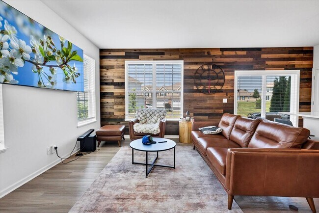 Foto del edificio - 8500 Stillwater Rd