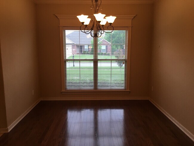 Building Photo - Salem Heights Subdivision