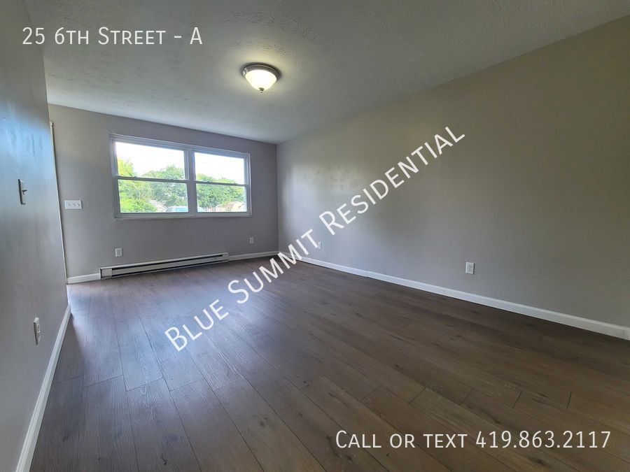 Primary Photo - Cozy 2 Bedroom Apartment