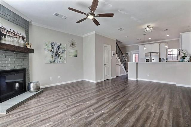 Primary Photo - 216 Samuel Blvd