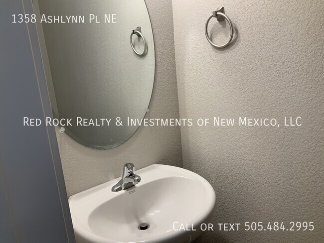 Foto del edificio - 1358 Ashlynn Pl