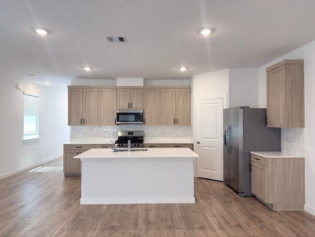 Foto del edificio - 3563 Lovebird Ln