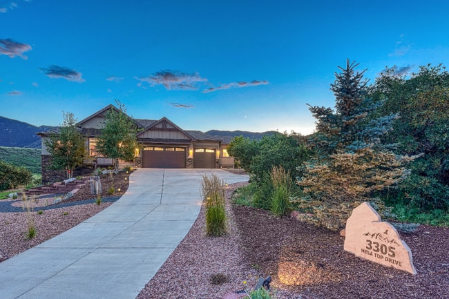 Building Photo - 3305 Mesa Top Dr