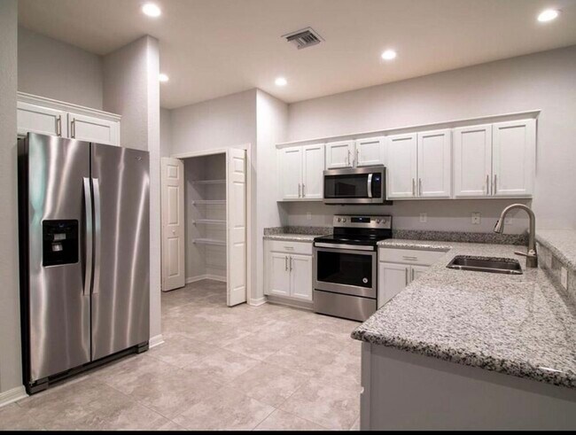 Color Scheme - 1082 Grantham Dr