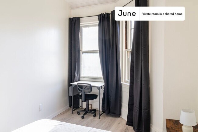 Foto del edificio - Room in Shared 4 bed/1.5 bath home
