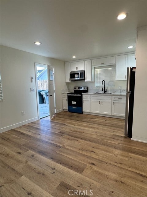 Foto del edificio - 16821 Ardmore Ave