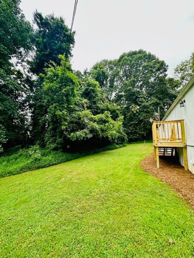 Foto del edificio - NEW RENTAL LISTING - NO HUD NO SECTION 8