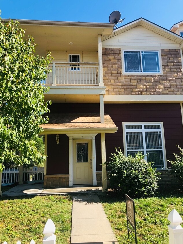 Primary Photo - Beautiful Townhome