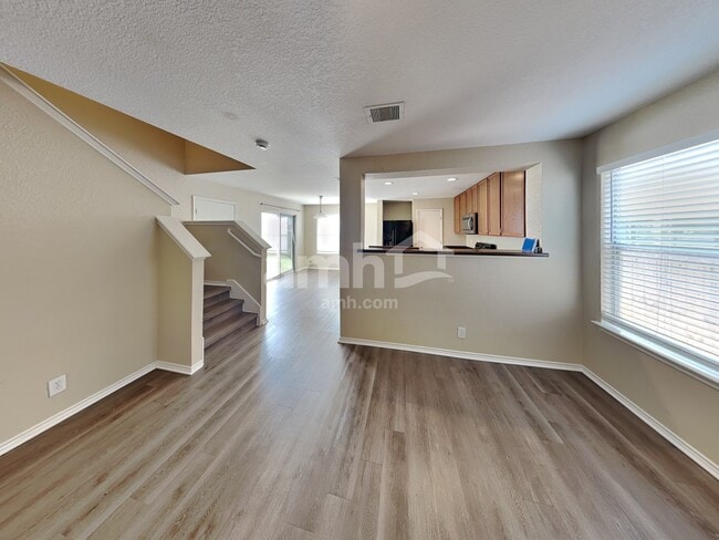 Building Photo - 16131 Branching Oaks