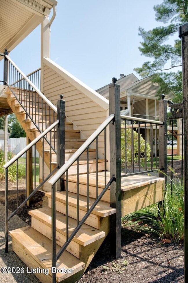 Foto del edificio - 10402 Timberwood Cir