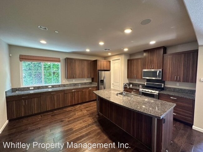 Building Photo - 4 br, 3 bath House - 625 Montage Cir
