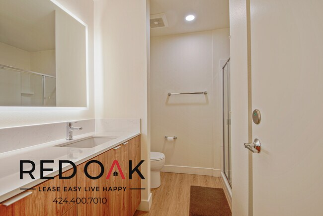 Building Photo - 7810 Topanga Canyon Blvd