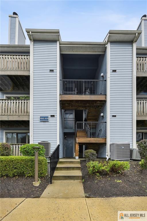 Building Photo - 1607 Aspen Dr