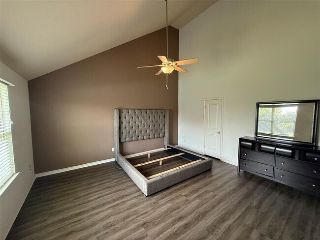 Foto del edificio - 9203 Haverford Cove Ct