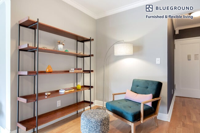 Building Photo - 10 Downing St