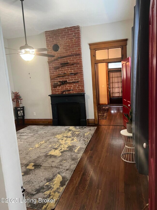 Foto del edificio - 925 S Preston St