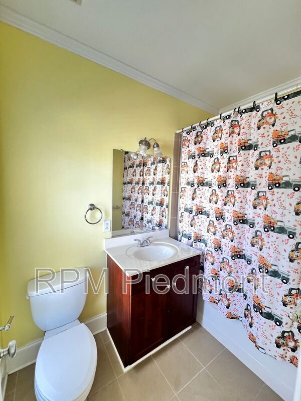 Building Photo - 1614 Mosaic Way