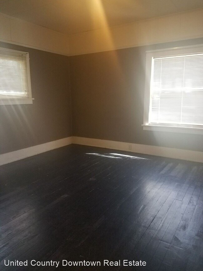 Building Photo - 2 br, 1 bath House - 224 S. Granite
