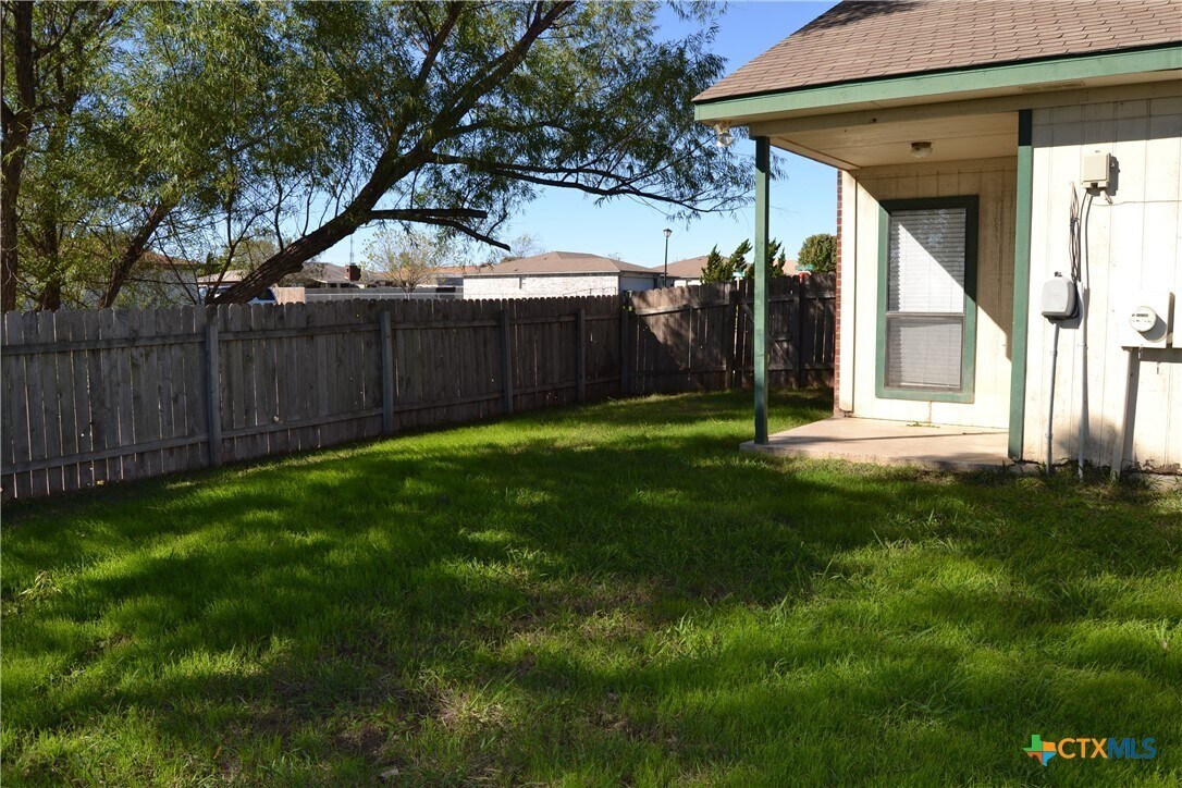 Building Photo - 4518 Ronald Dr