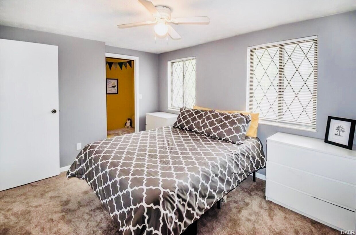 Foto principal - 384 Wellington Ct