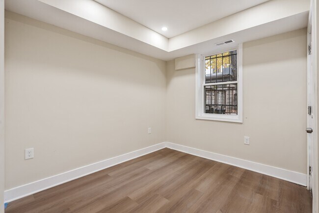 Foto del edificio - 1812 Benning Rd NE