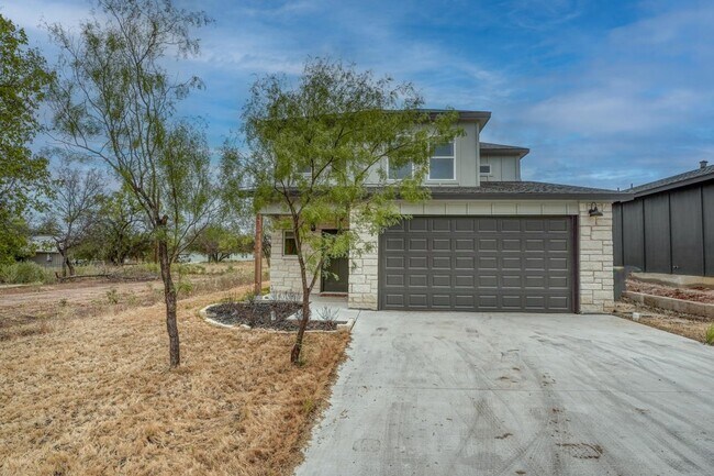 Foto del edificio - 855 Cypress Ln