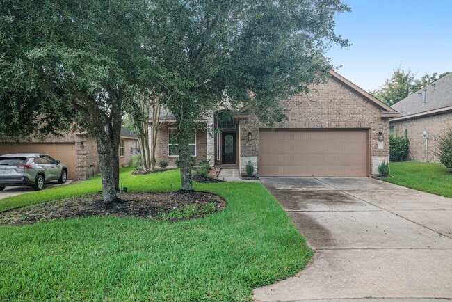 Building Photo - 210 Black Swan Pl