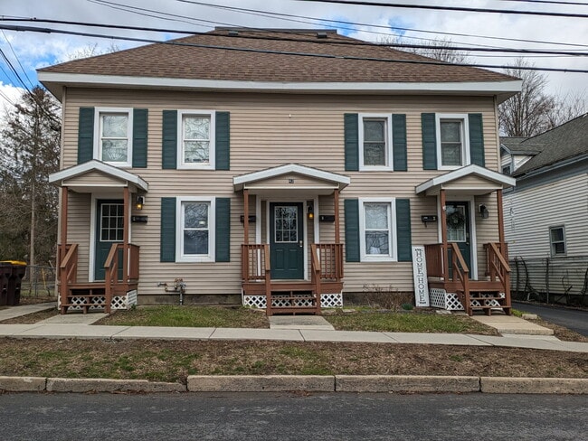 Building Photo - 42 McCrea St
