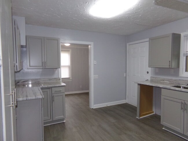 Building Photo - Fully Renovated Home in Havelock
