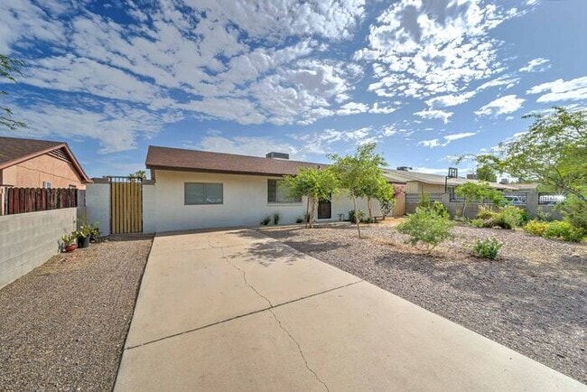 Building Photo - COMING SOON! Spacious 4-Bed Home Near South Mountain with Views and Upgrades