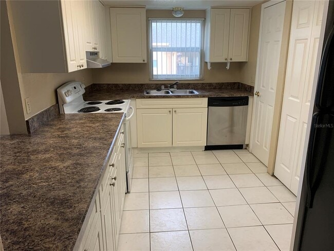 Foto del edificio - 2433 Barley Club Dr