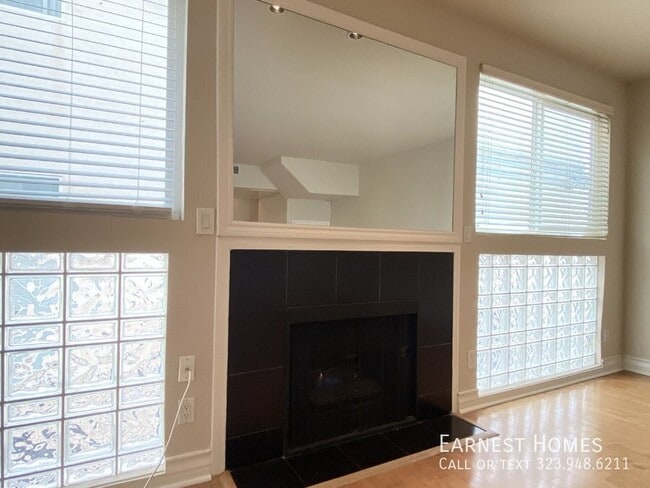 Photo - 1227 Granville Ave 104- Apartment