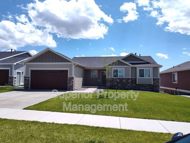 Foto principal - 5321 Carmel Dr
