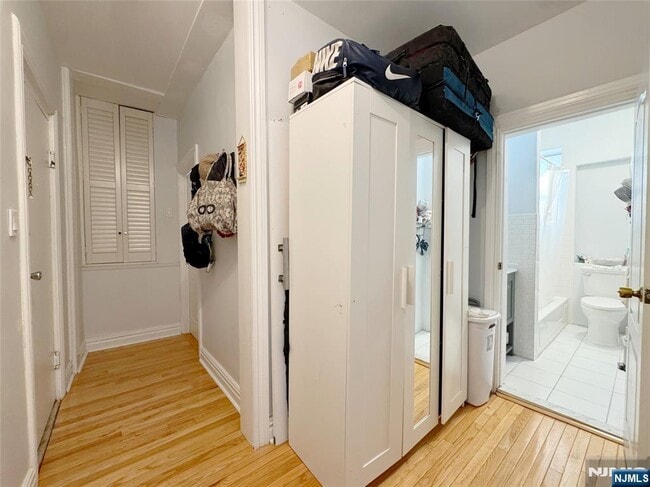 Building Photo - 101 73rd St