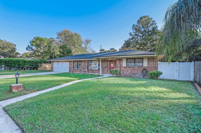 Foto del edificio - 3312 Pickwick Dr S