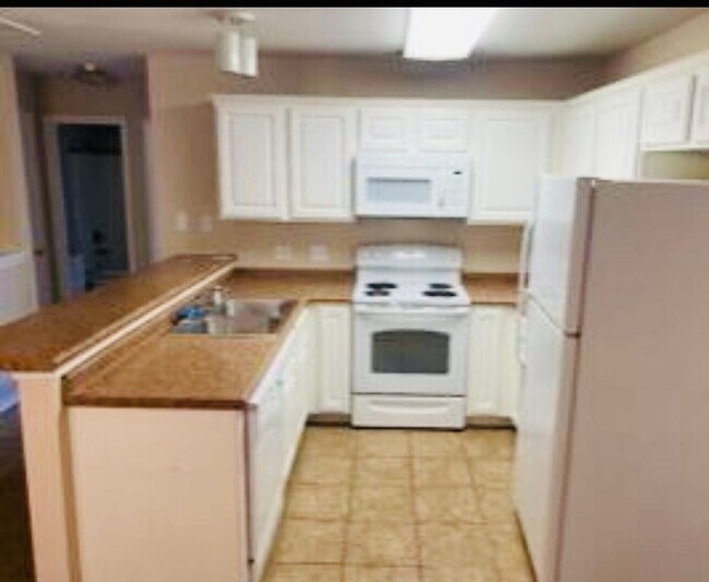 Foto del edificio - 1112 St Andrews Ln