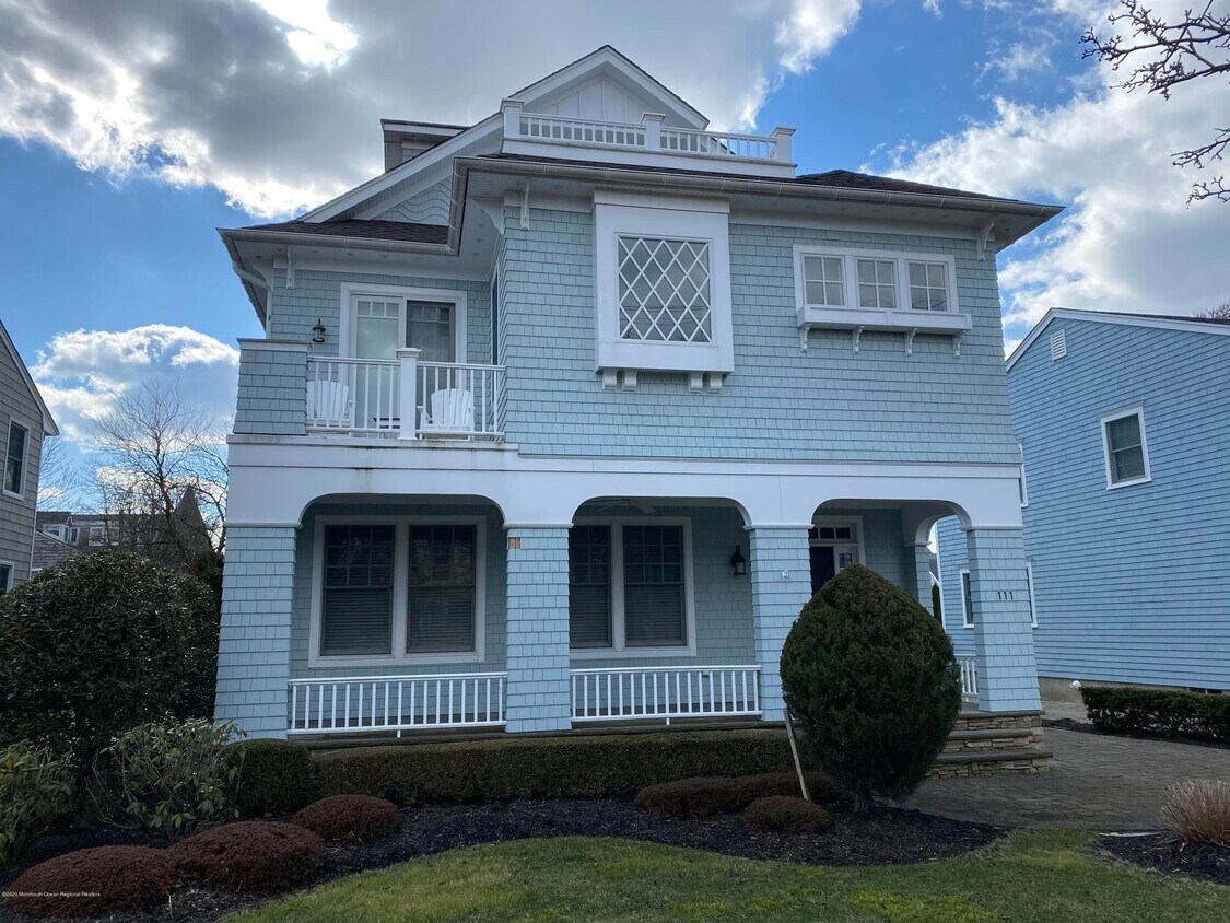 Foto principal - 111 Atlantic Ave