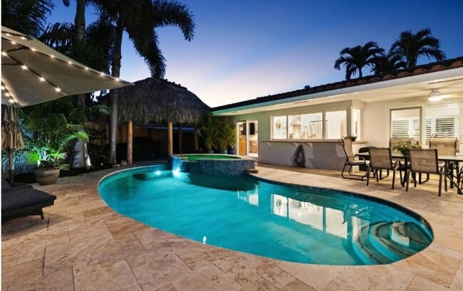 Photo - 2301 NE 62nd Ct (Fort Lauderdale, FL) House